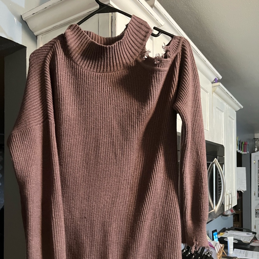 Grayish/brown sweater with distress
